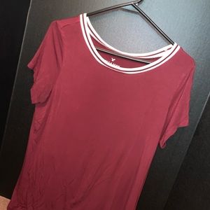 Super soft maroon tee